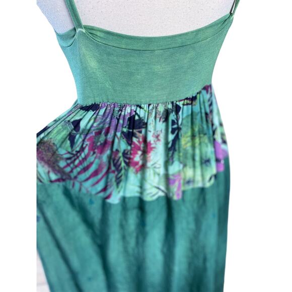 Resort Dress by T. ZOVICH Maxi Dress Mixed Media Green Floral V-Neck Spaguetti M - Picture 4 of 15
